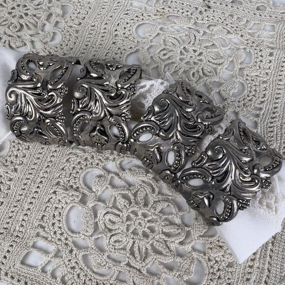Godinger Silver Art Co Baroque Rococo LTD Set Of 4 Napkin Rings GSA Holders - Picture 6 of 11